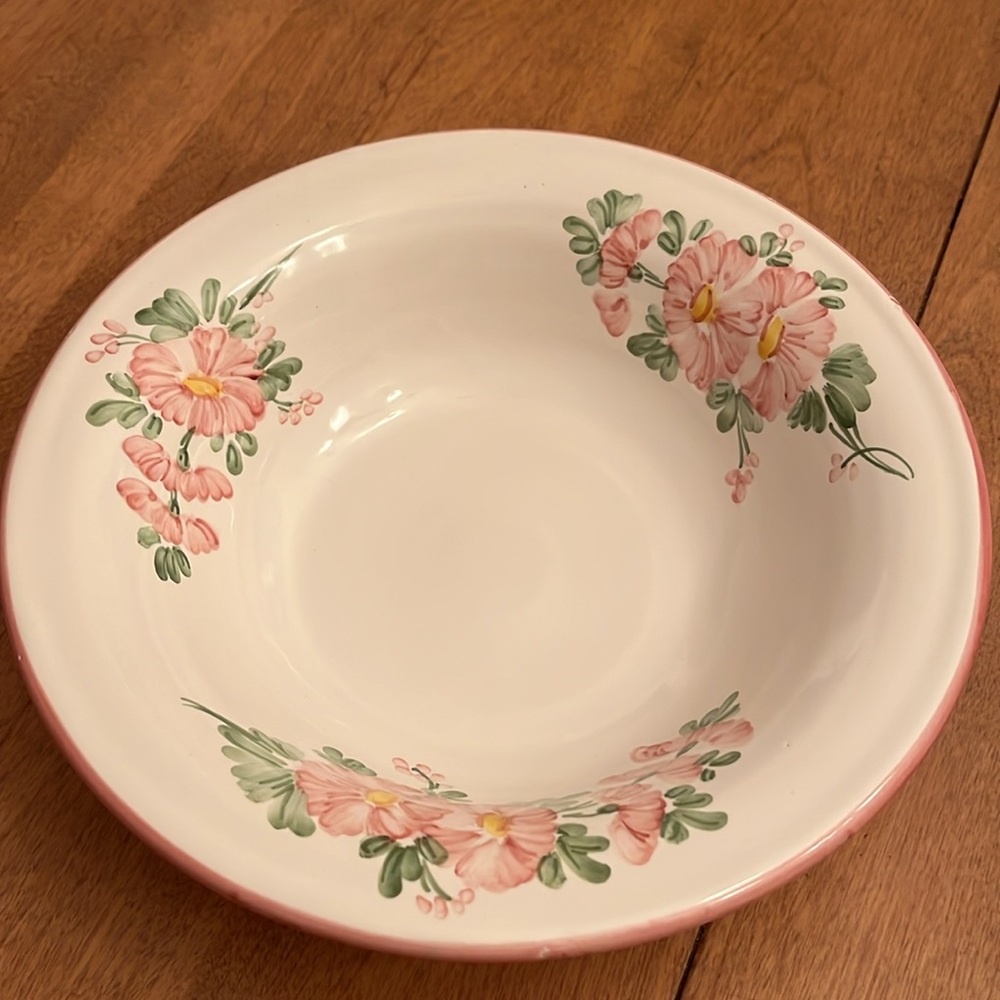 Vintage earthenware bowl and pitcher great for a bathroom or guest room decor - Picture 4 of 5